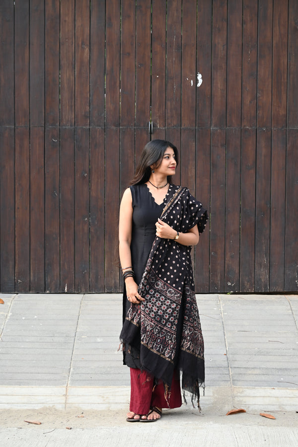 Black Pure Chanderi Top and Maheshwari Dupatta with Bottom